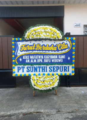 Papan Bunga Duka di Long Pahangai
