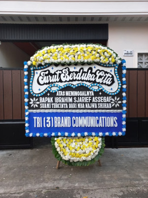 Papan Bunga Duka di Long Pahangai